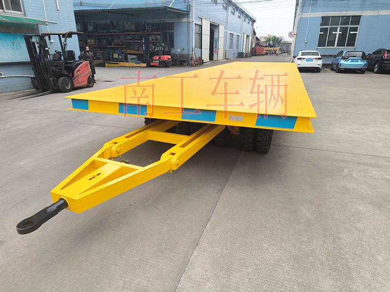 30吨重型12米牵引半岛（中国）一站式服务平台 全挂车橙色