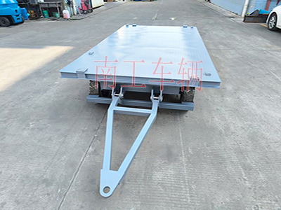 1743142944620782.jpg 3吨小型牵引半岛(中国)一站式服务平台 全挂车I.jpg