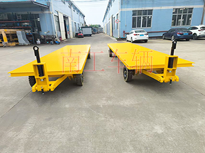 5吨半岛（中国）一站式服务平台 牵引平板全挂拖车1I.jpg