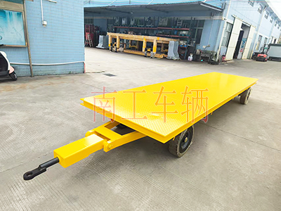 5吨半岛（中国）一站式服务平台 牵引平板全挂拖车2I.jpg