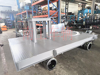 5吨牵引半岛（中国）一站式服务平台 带上装架2I.jpg