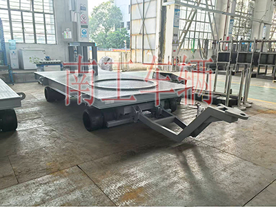 5吨牵引半岛（中国）一站式服务平台 带上装架6I.jpg